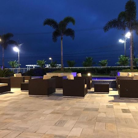 Apartamento Jardim Do Mar, Frente A Praia Прая-Гранді Екстер'єр фото